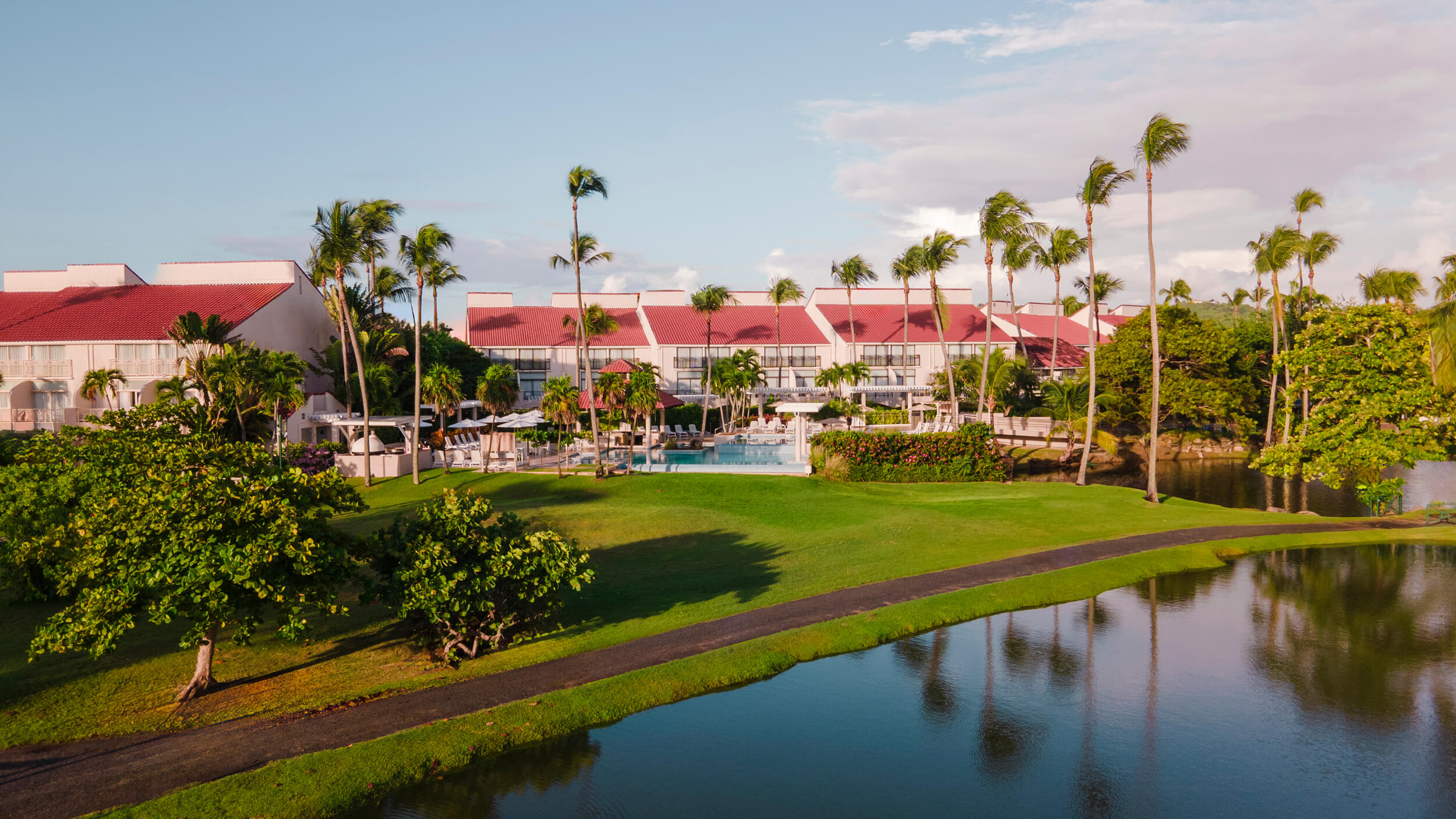 Wyndham Palmas Beach And Golf Resort