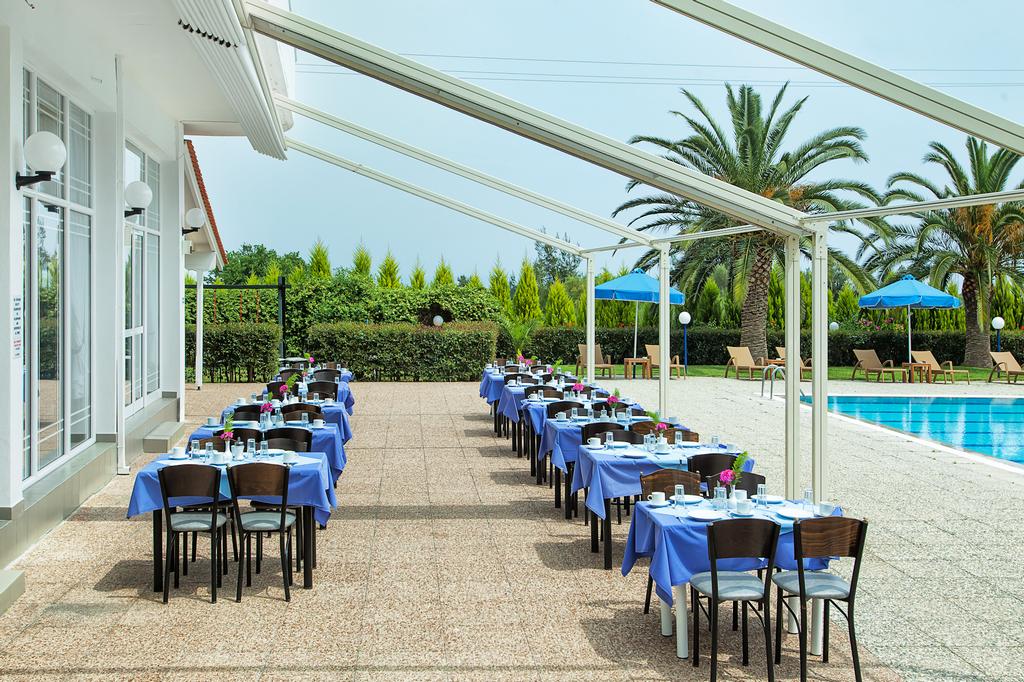 Xenios Port Marina Hotel