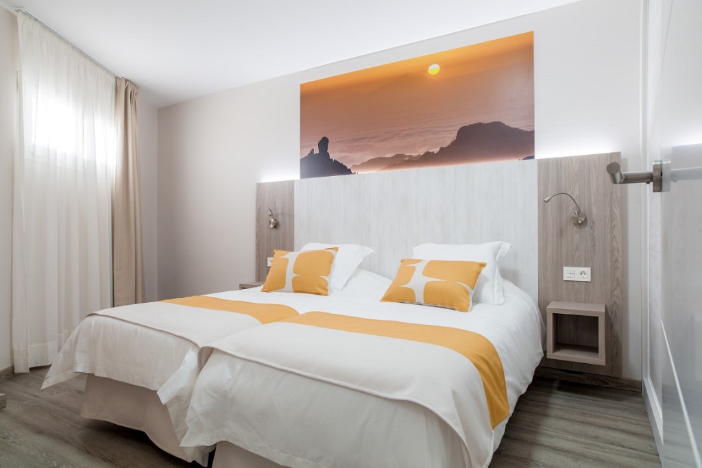 Hotel Corona Roja