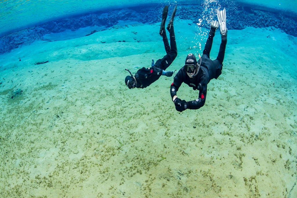 Silfra Snorkeling Tour